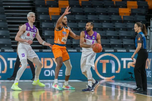 更考验心理 更考验心理