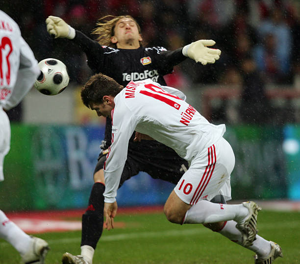 球队阵容更 球队阵容更